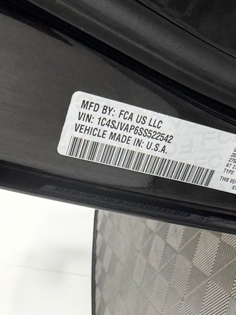 Certified Used 2025 Black Wagoneer Base image 35