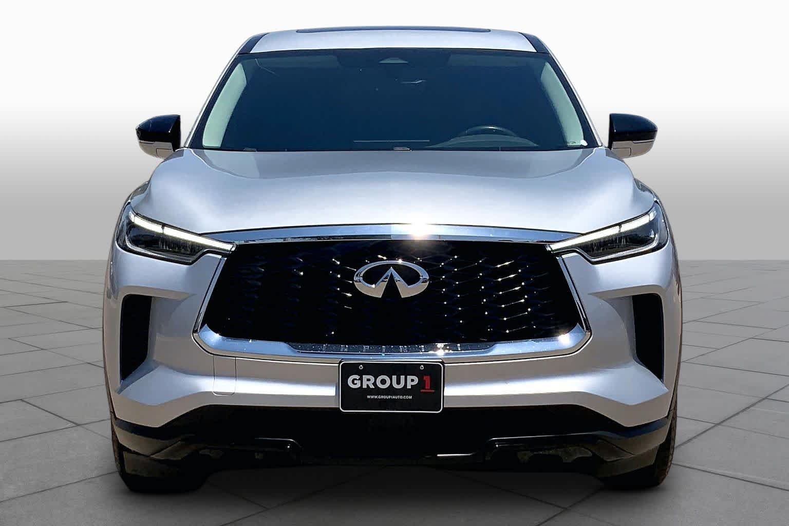 Certified Used 2023 Liquid Platinum INFINITI PURE image 4