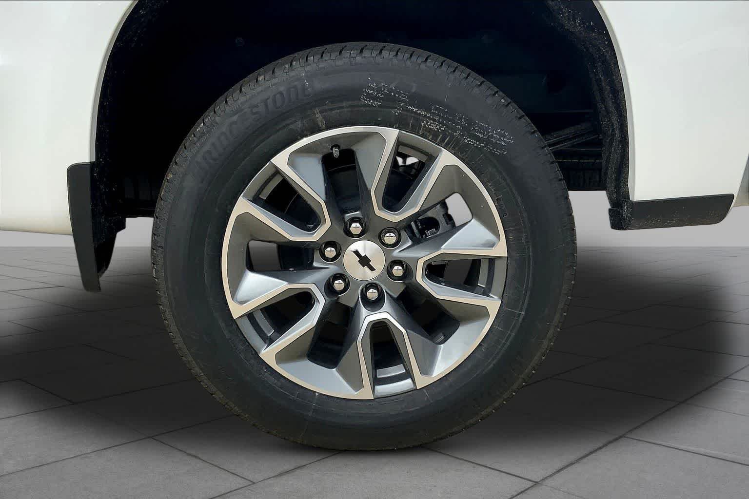 2026 Chevrolet Silverado 1500 LT - Photo 12