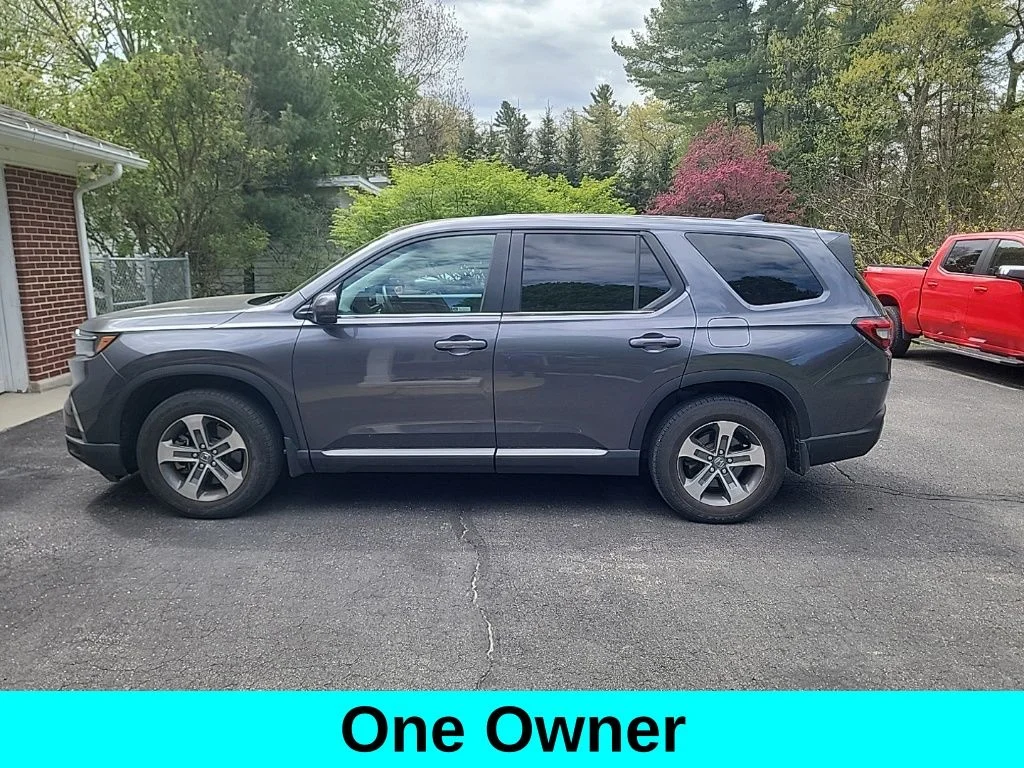 2023 Honda Pilot EX-L 7-Occupant AWD's photo
