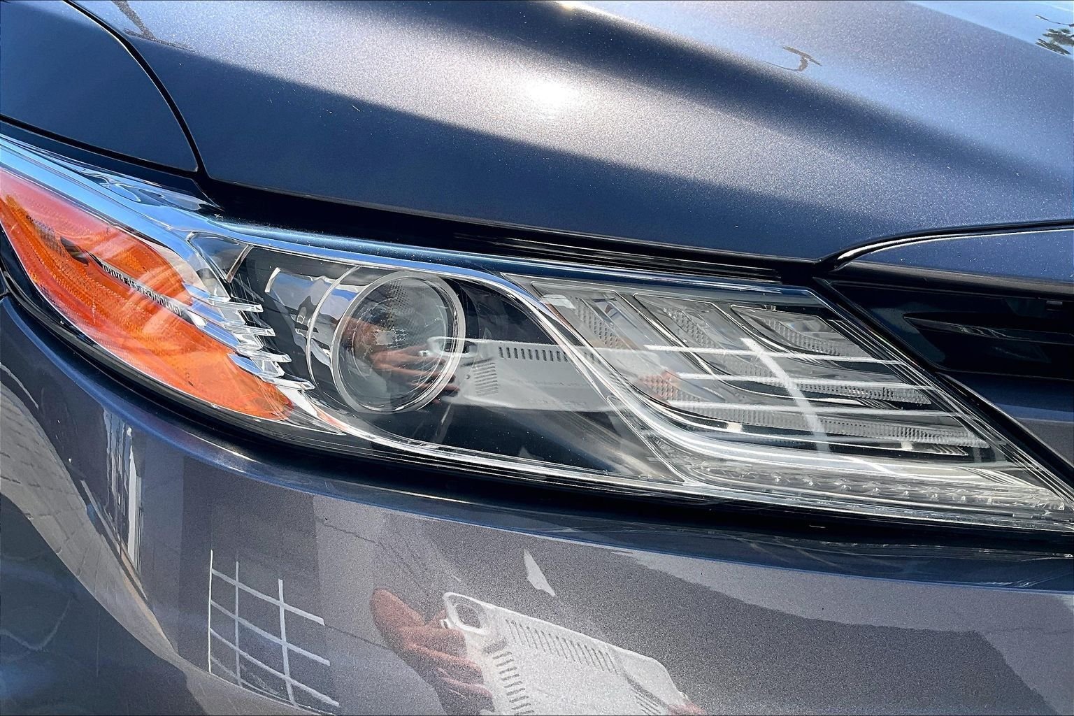 Used 2019 Gray Toyota XLE image 27
