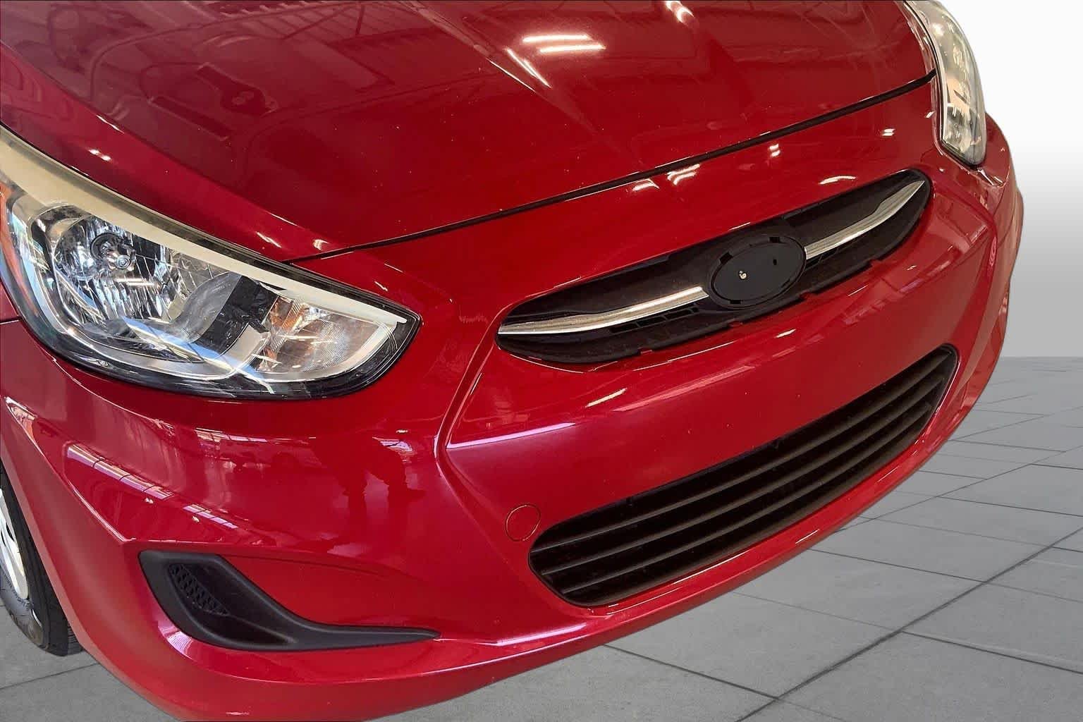 Used 2016 Boston Red Metallic Hyundai SE image 29