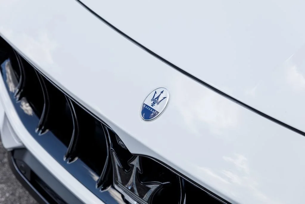 Used 2023 Bianco Maserati Modena image 42
