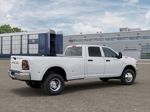 New 2026 Bright White Clear-Coat Exterior Paint RAM Tradesman image 2