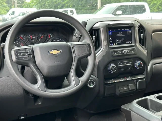 Used 2022 Silver Chevrolet Custom image 2