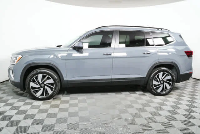 New 2026 Pure Gray Volkswagen 2.0T SE w/Technology image 29