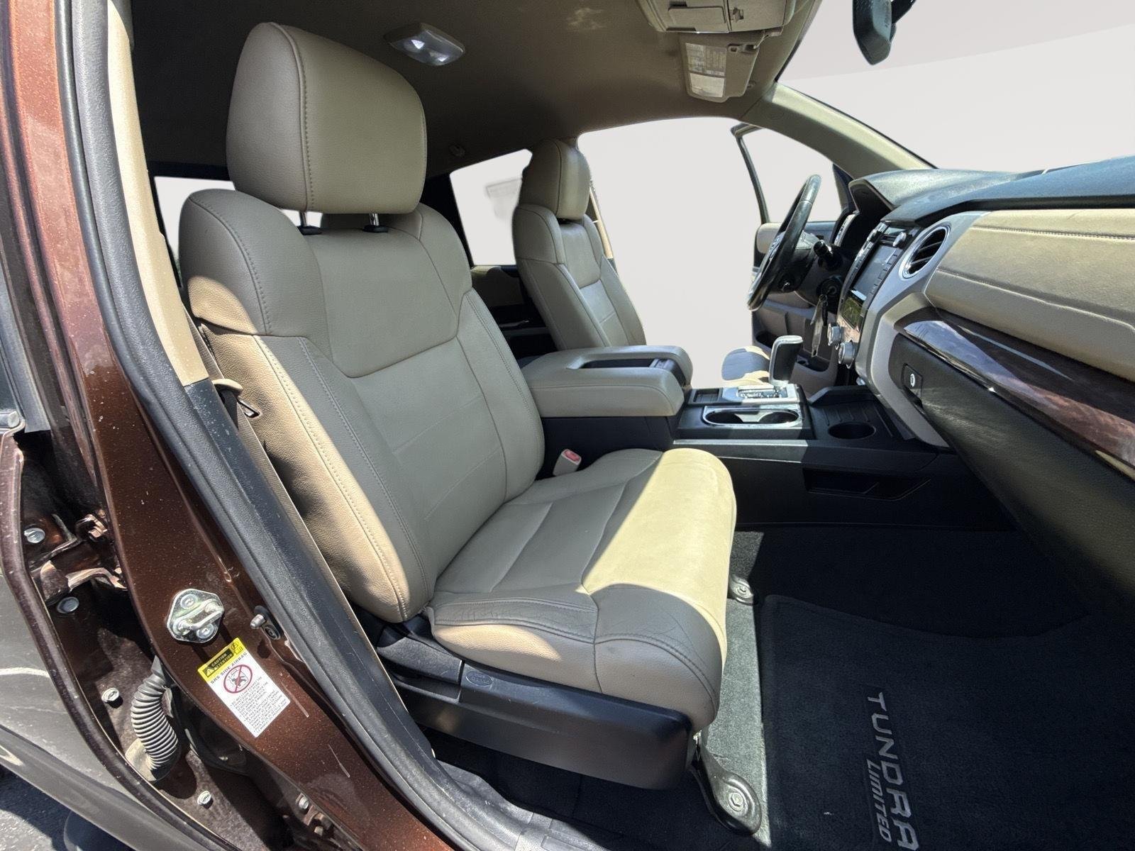 Used 2014 Sunset Bronze Mica Toyota Limited image 25