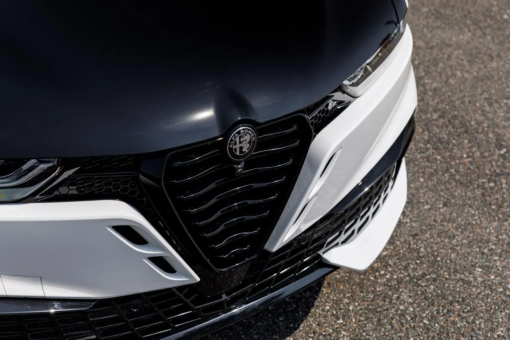 New 2026 White Alfa Romeo Sport Speciale image 39