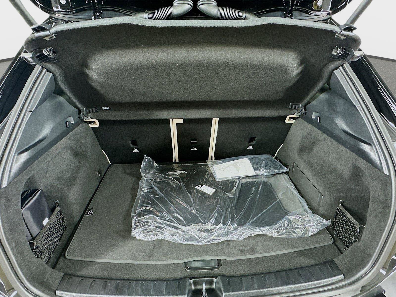 Used 2026  Mercedes-Benz GLA 250 image 33