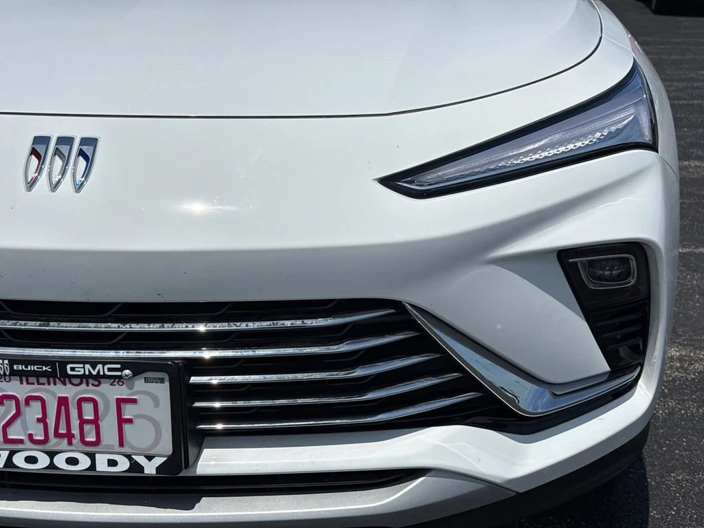 New 2026 Summit White Buick Preferred image 12