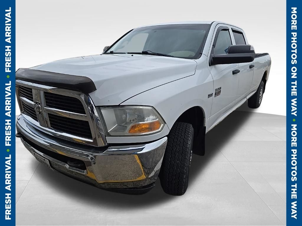 Used 2011 White Ram ST image 1