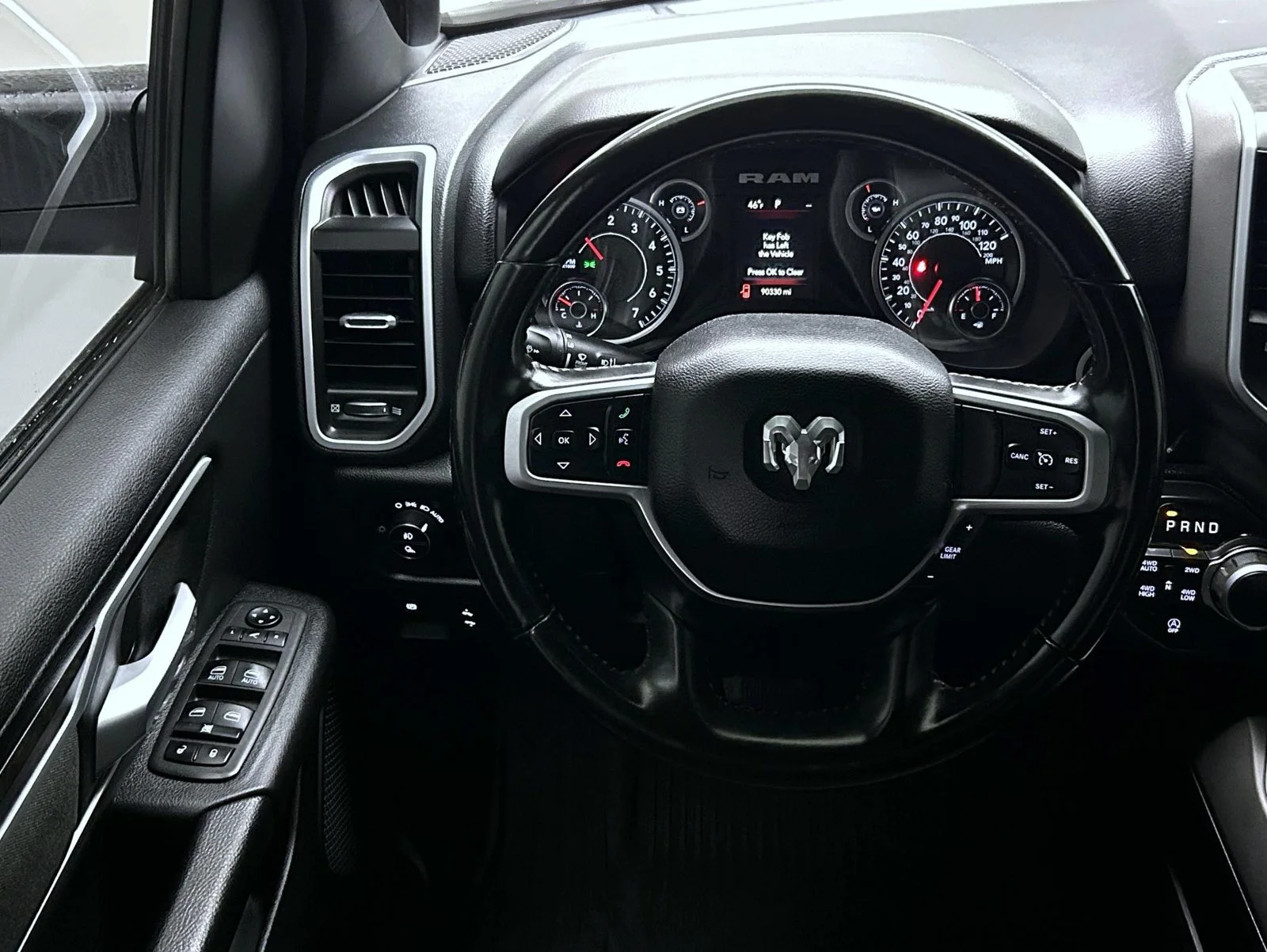 Used 2021 White Ram Big Horn/Lone Star image 12