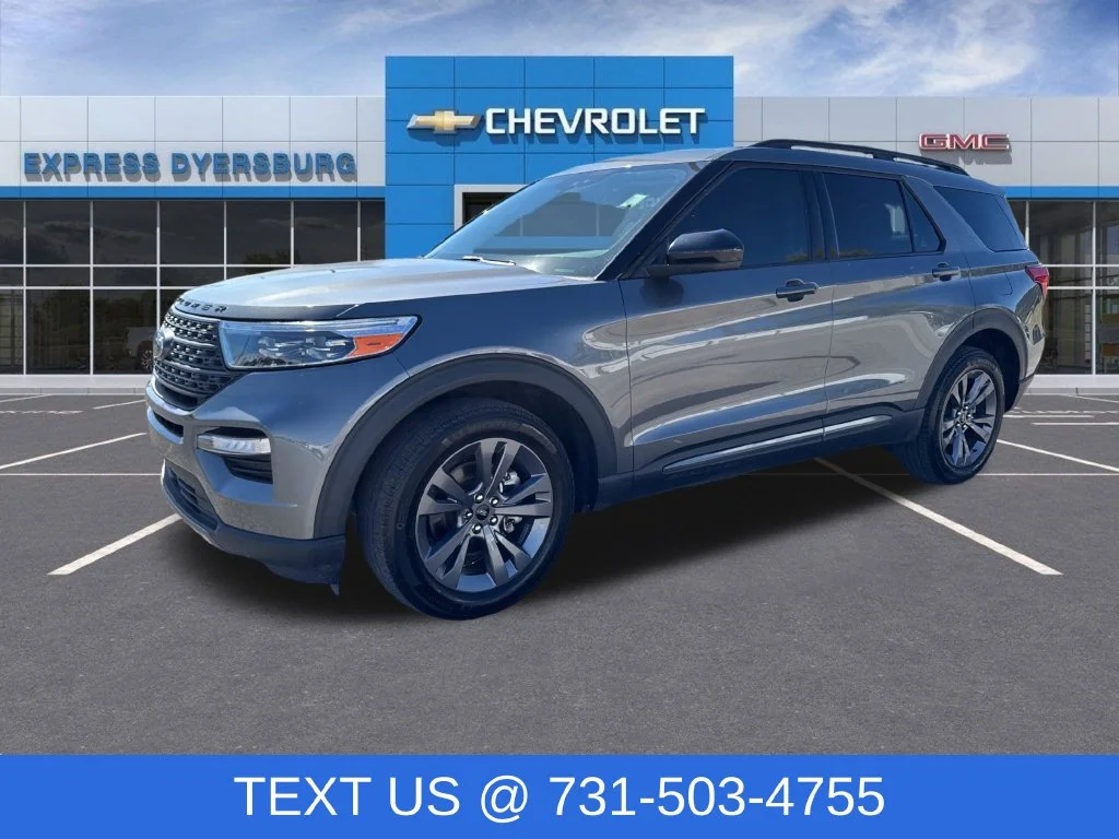 Used 2023 Gray Ford XLT image 3