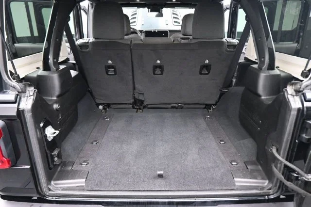 Used 2024 Black Jeep Rubicon image 25
