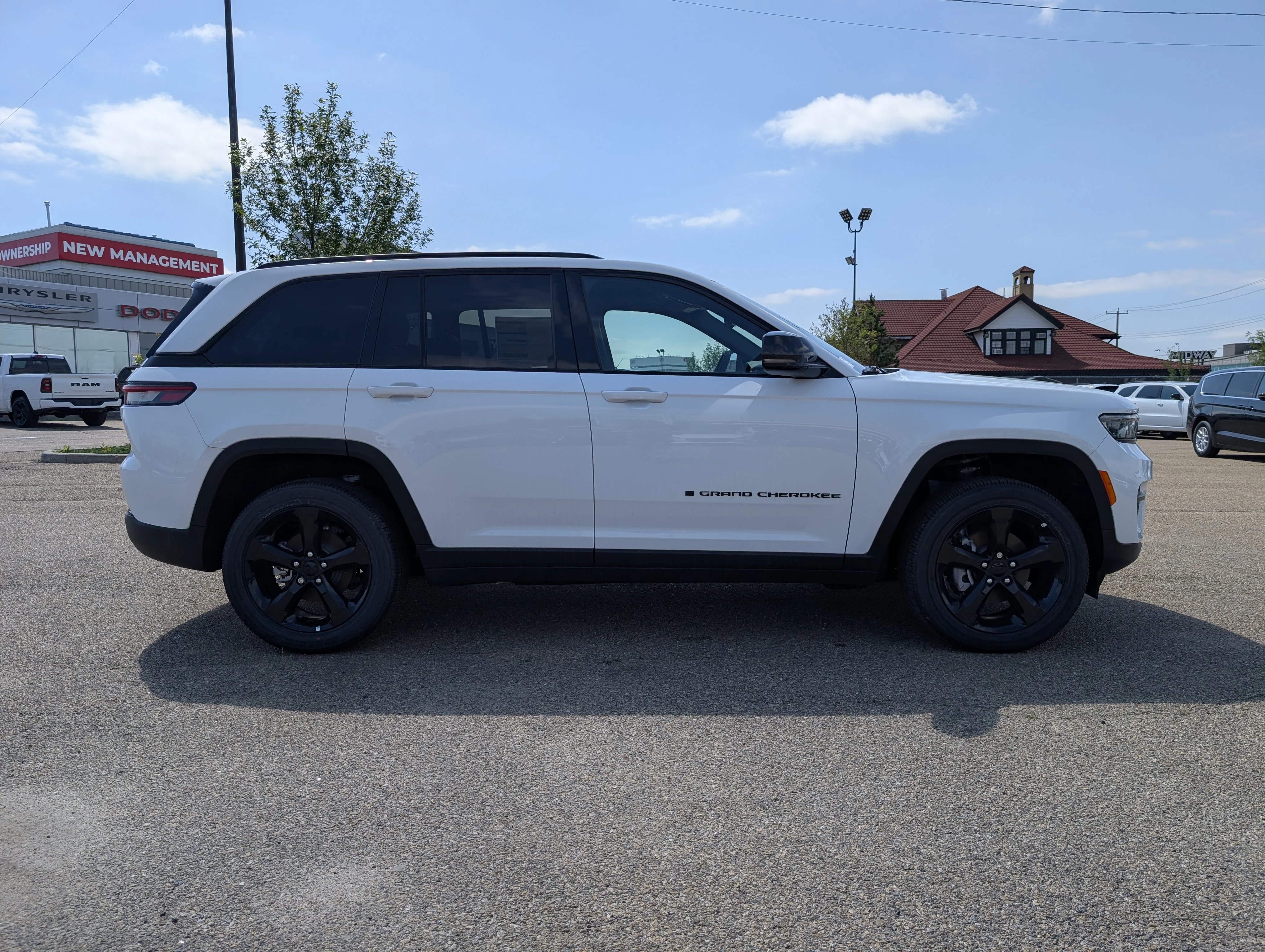 New 2025 Bright White Jeep Altitude image 8