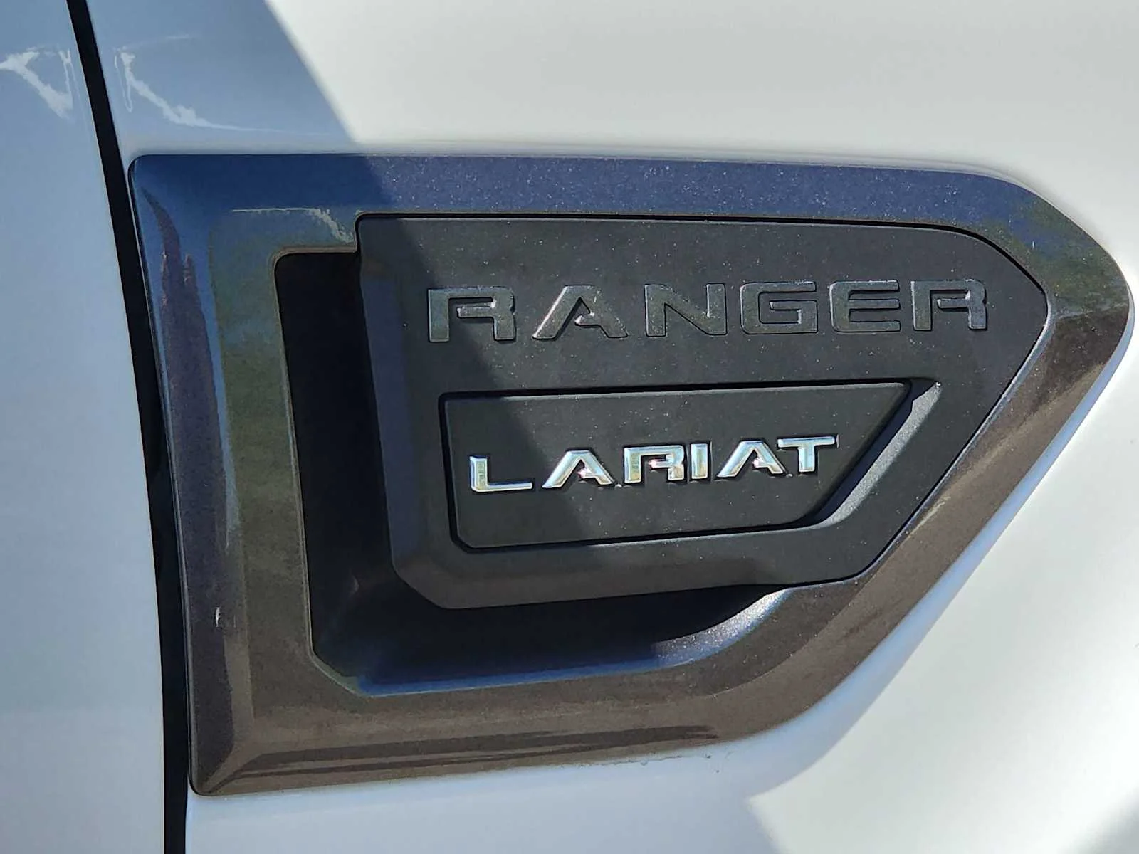 Used 2021 Oxford White Ford LARIAT image 11