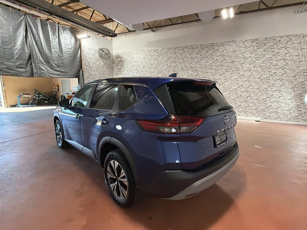 Used 2023 Caspian Blue Metallic Nissan SV image 5