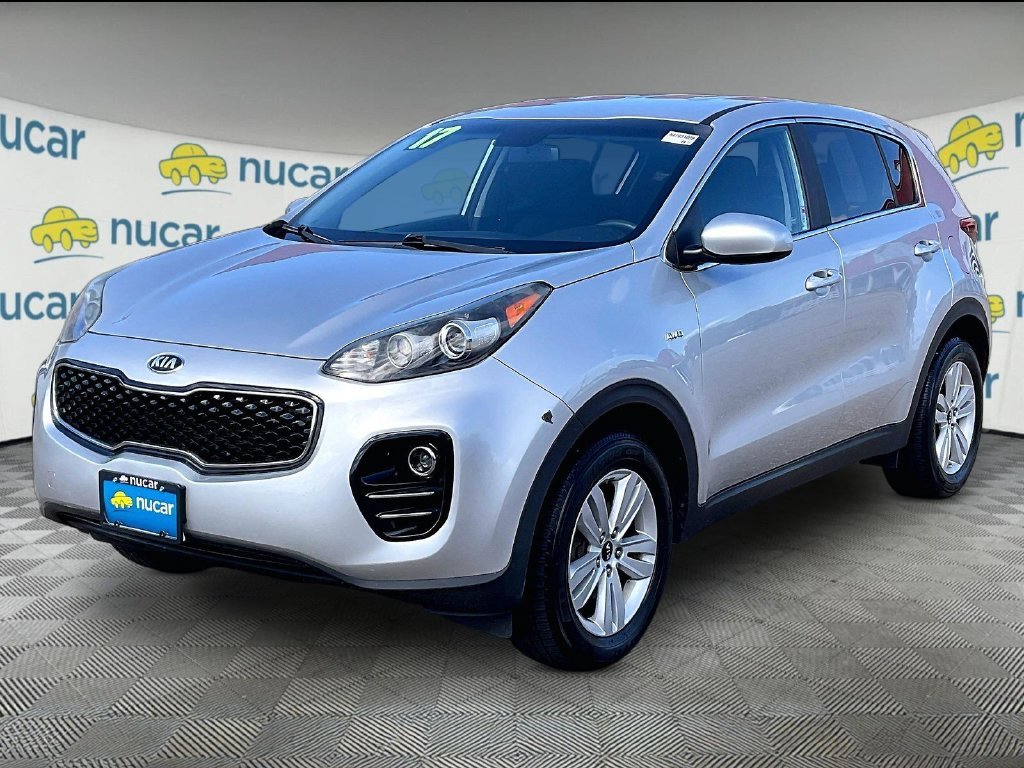 Used 2017 Sparkling Silver Kia LX image 3