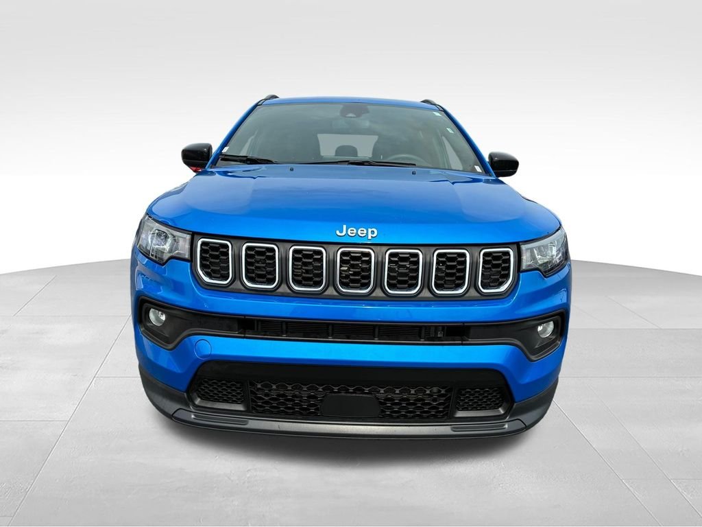 Used 2024 Blue Jeep Latitude image 6
