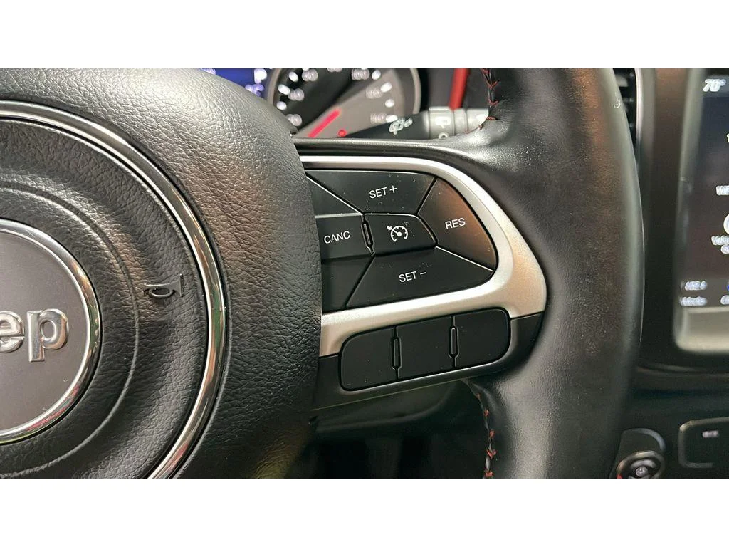 Used 2020 Laser Blue Pearlcoat Jeep Trailhawk 4WD 2.4L image 18