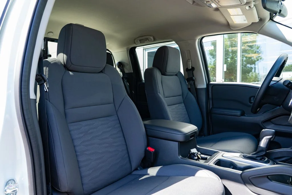 New 2026 Glacier White Nissan Crew Cab S image 27
