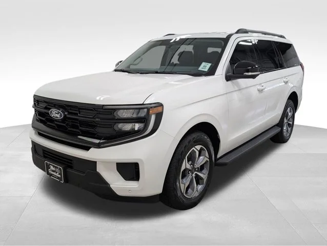New 2027 Star White Metallic Tri-Coat Ford Active image 47