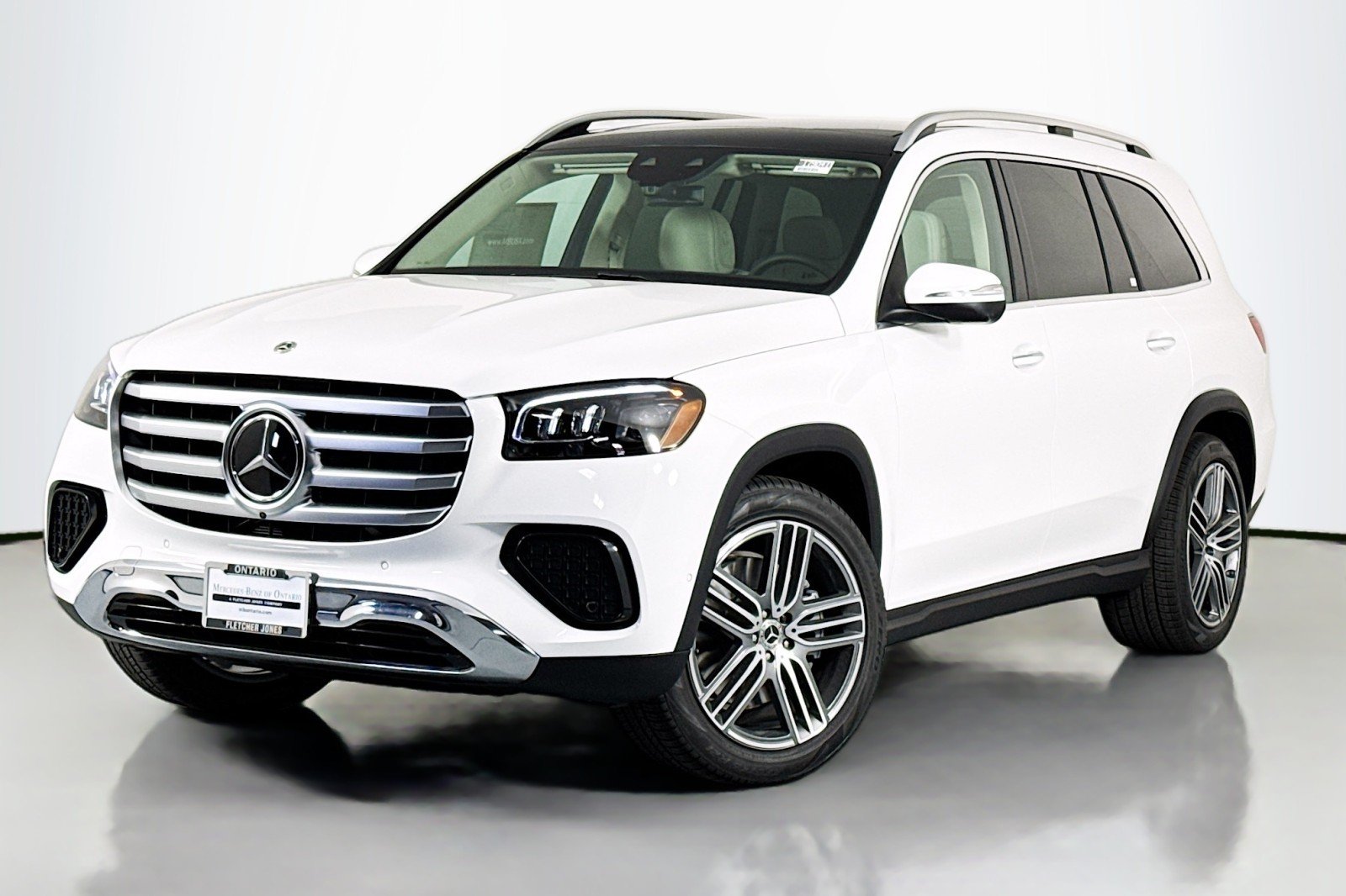 New 2026 Polar White Mercedes-Benz GLS 450 4MATIC® SUV image 1