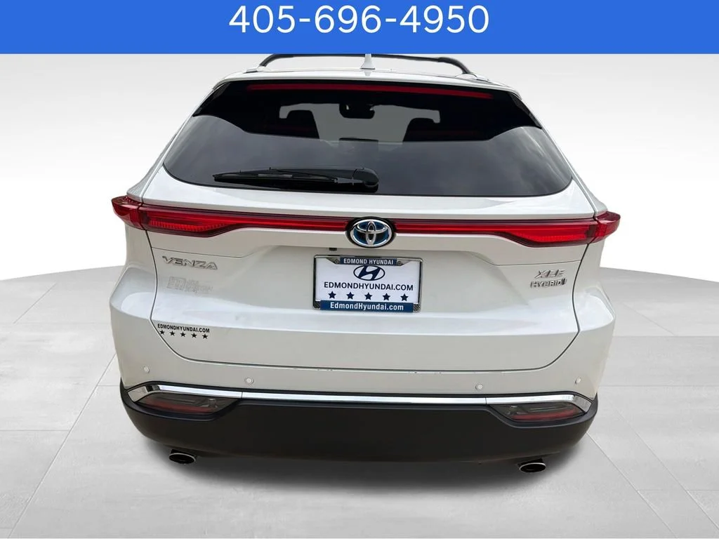 Pre-Owned 2021 Toyota Venza XLE