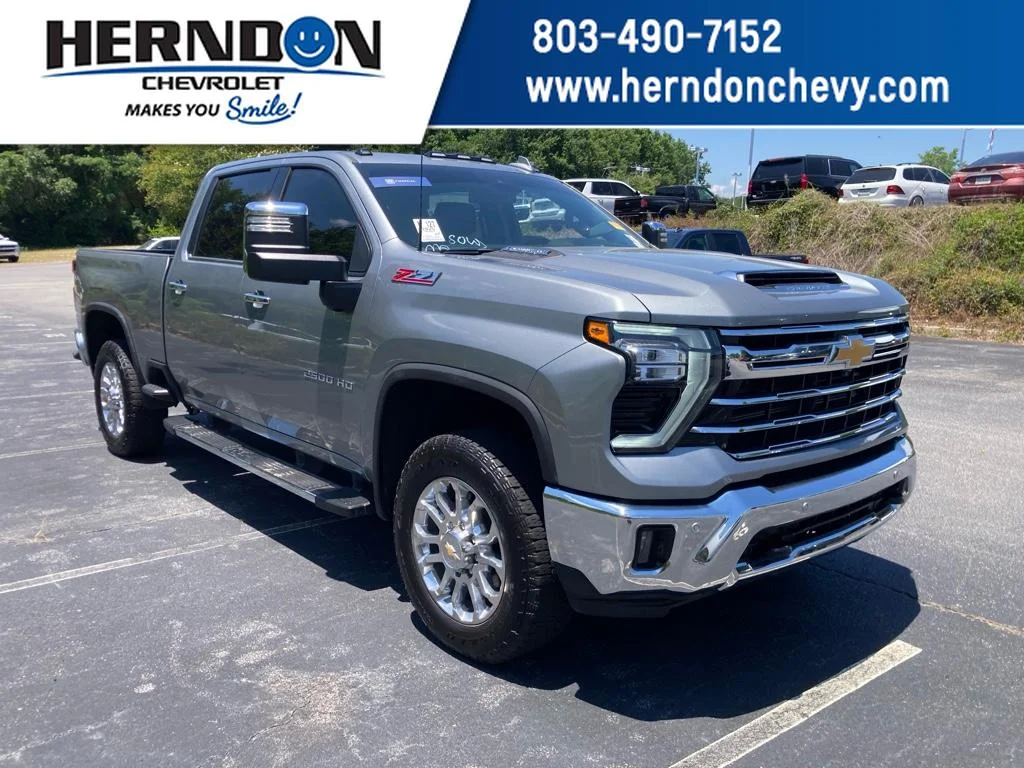 2025 Chevrolet Silverado HD LTZ 4WD Crew Cab Standard Box's photo