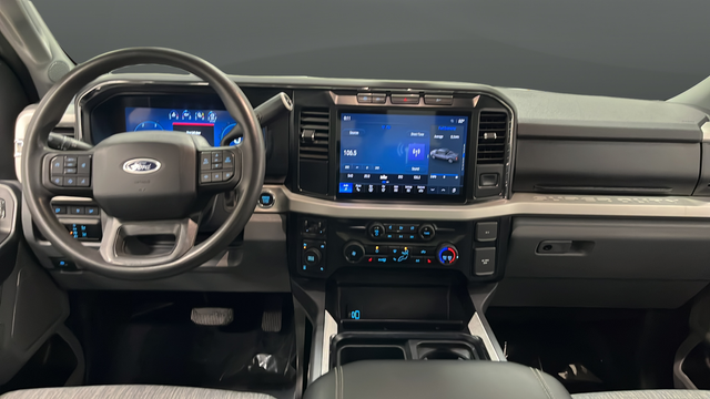 Used 2023 Iconic Silver Metallic Ford XLT image 11