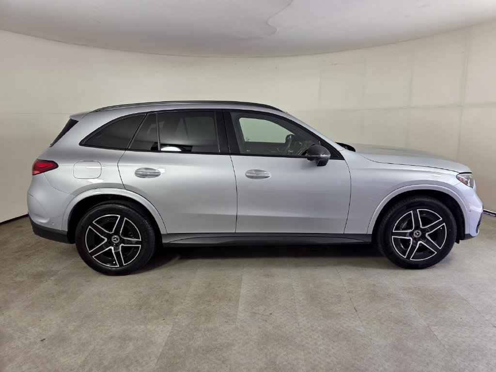 Used 2024 Silver Mercedes-Benz GLC 300 image 3