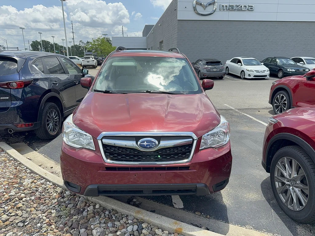 Used 2016 Venetian Red Pearl Subaru 2.5i Premium image 2