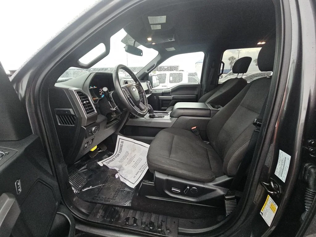 Used 2018 Gray Ford XLT image 2