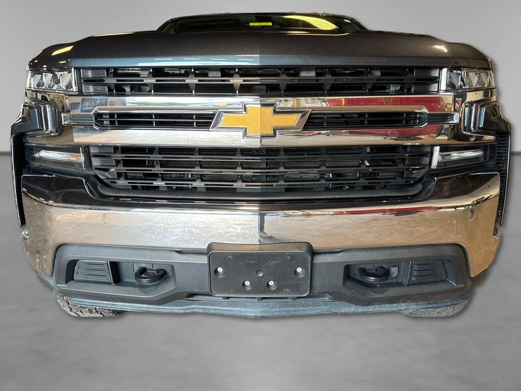 Used 2020 Shadow Gray Metallic Chevrolet LT image 16
