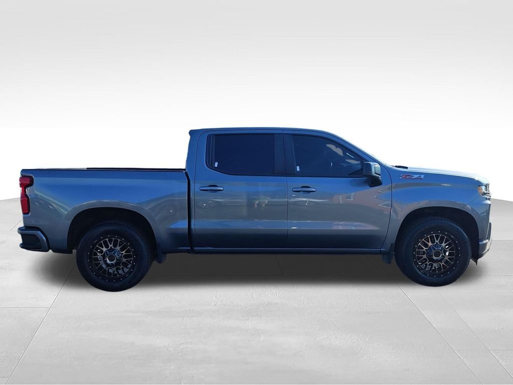 Used 2020 Gray Chevrolet RST image 6