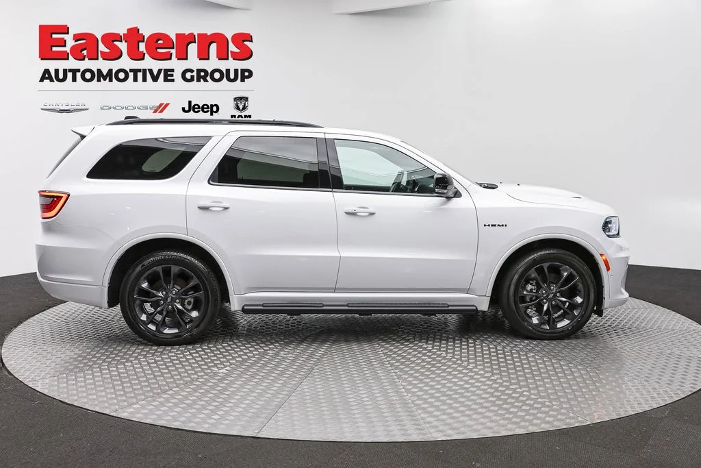 Used 2024 White Dodge R/T Premium image 4