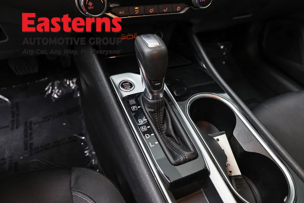 Used 2024 Silver Nissan 2.5 SV image 13
