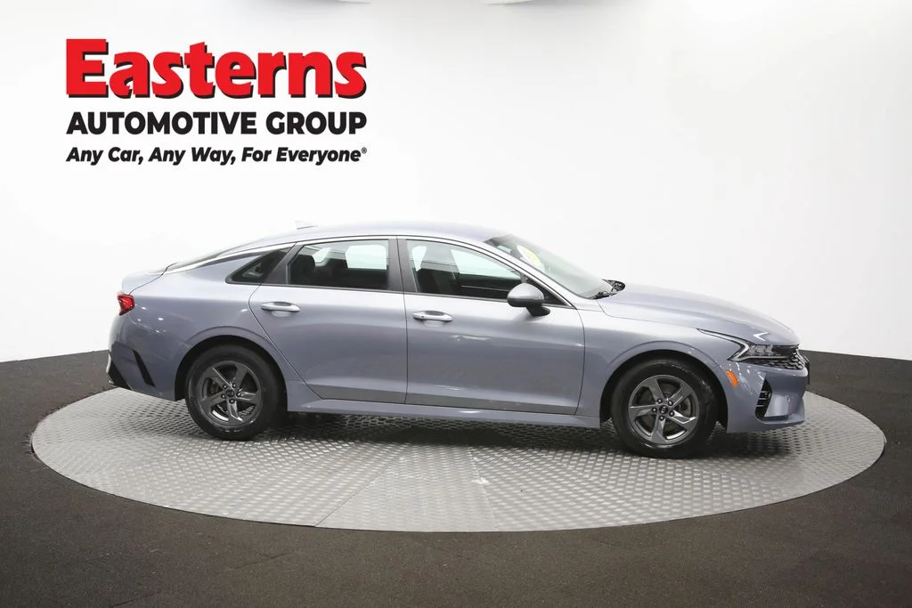 Used 2021 Silver Kia LXS image 44