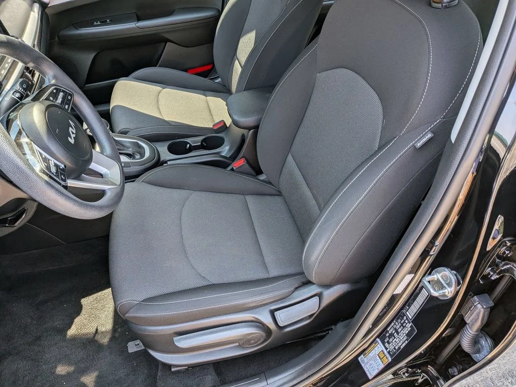 Used 2023 Black Kia LXS image 20