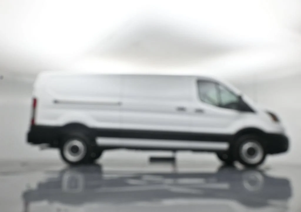 New 2026 Oxford White Ford Base image 7