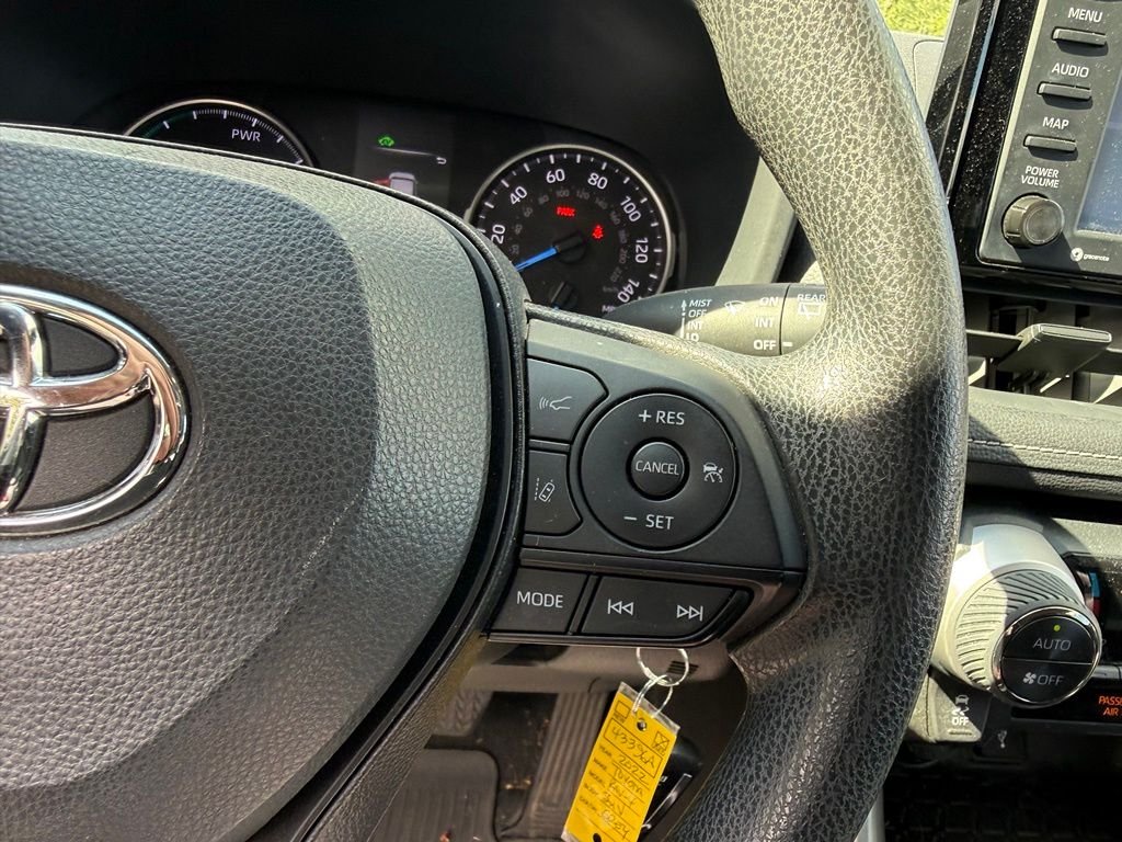 Used 2022 Magnetic Gray Metallic Toyota LE image 12