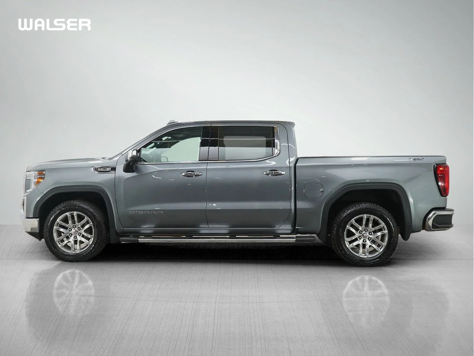 2020 GMC Sierra 4WD Crew Cab Short Box SLT's photo