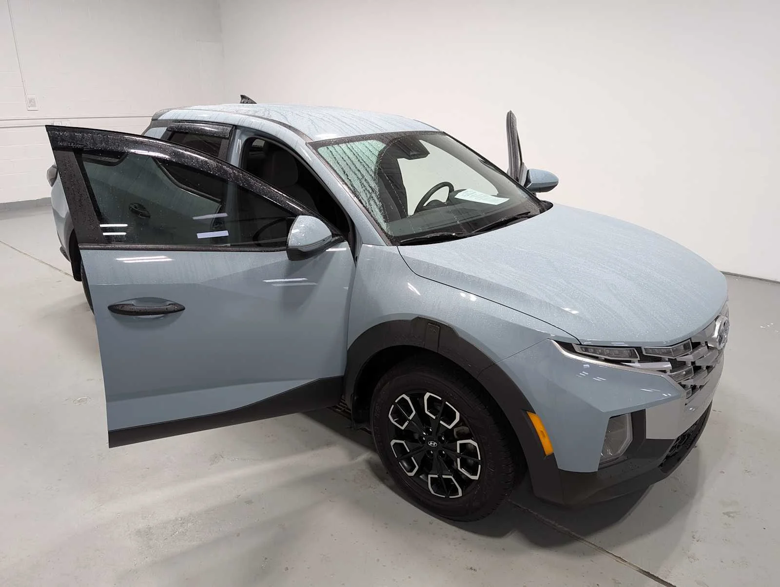 Used 2024 Blue Stone Hyundai SEL image 15