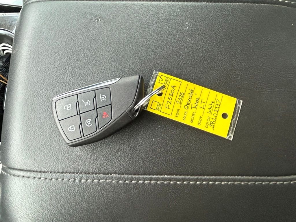 Used 2025 White Chevrolet LT image 16