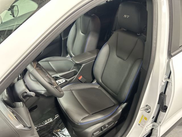 2026 Buick Encore GX Sport Touring - Photo 11
