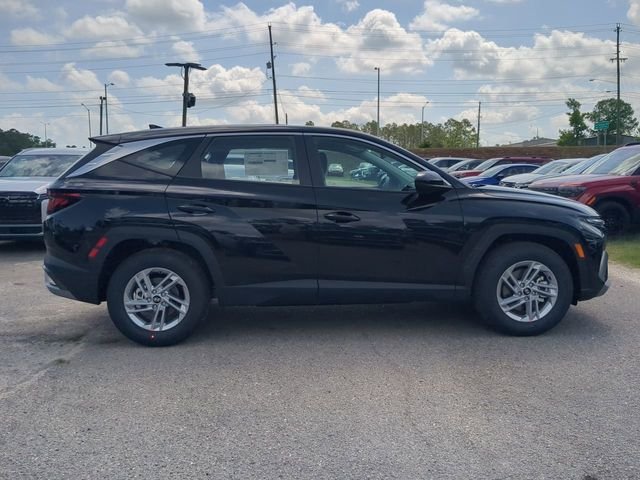 2025 Hyundai Tucson SE - Photo 30