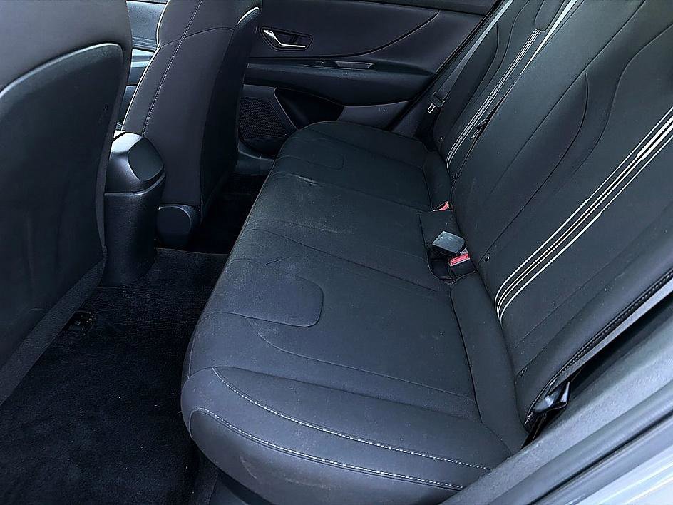 Used 2022 Fluid Metal Hyundai Blue image 8