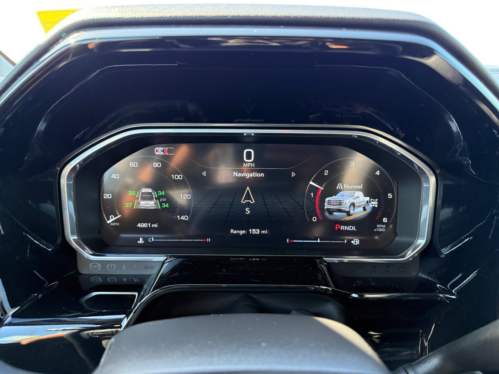 Used 2026 Onyx Black GMC Elevation image 11