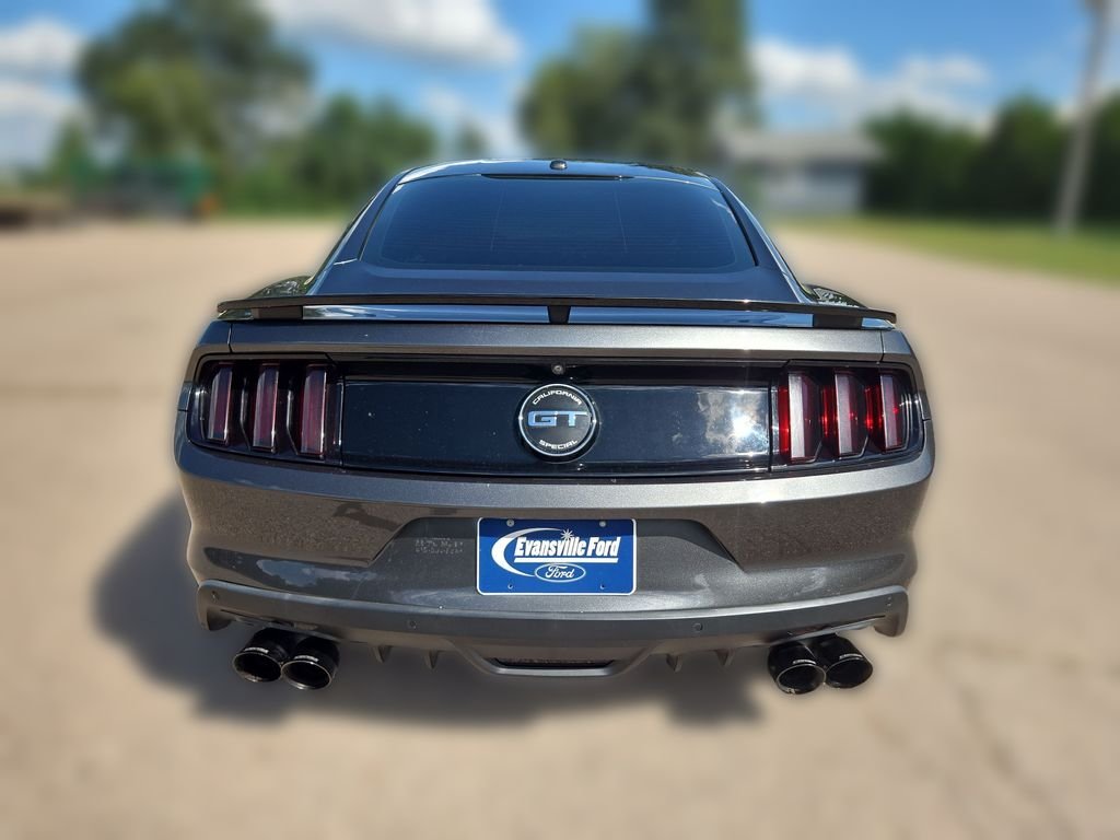 Used 2016 Magnetic Ford GT Premium image 10