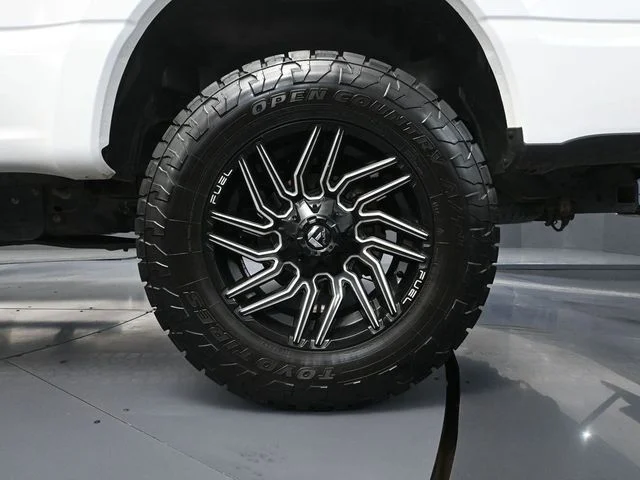 2024 Ford F-350 Super Duty Platinum - Photo 14